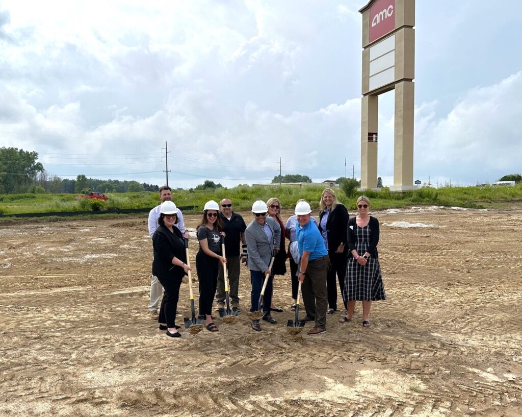 Hampton Inn Manitowoc Groundbreaking